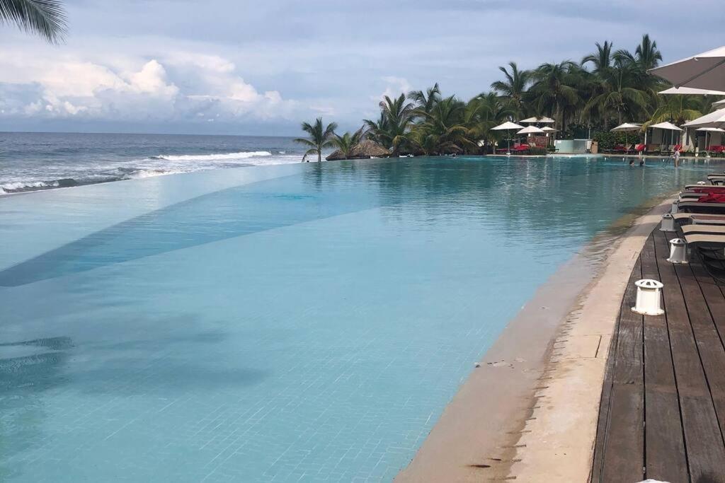 Bay View Grand Marina Ixtapa Condo En Pie De Playa エクステリア 写真